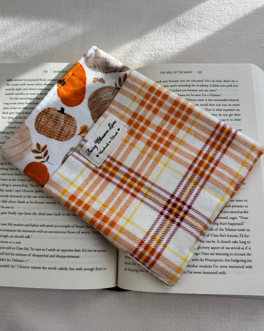 Plaid Pumpkin Book Sleeve